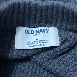 Old Navy Sweater